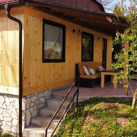 Апартаменты Sole Tiny House Sipovo Экстерьер фото