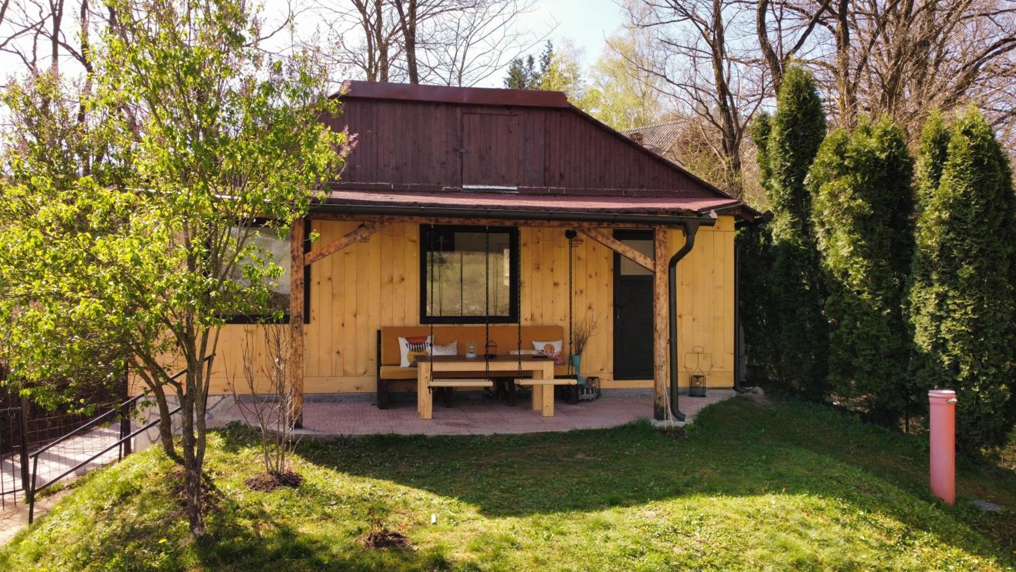 Апартаменты Sole Tiny House Sipovo Экстерьер фото